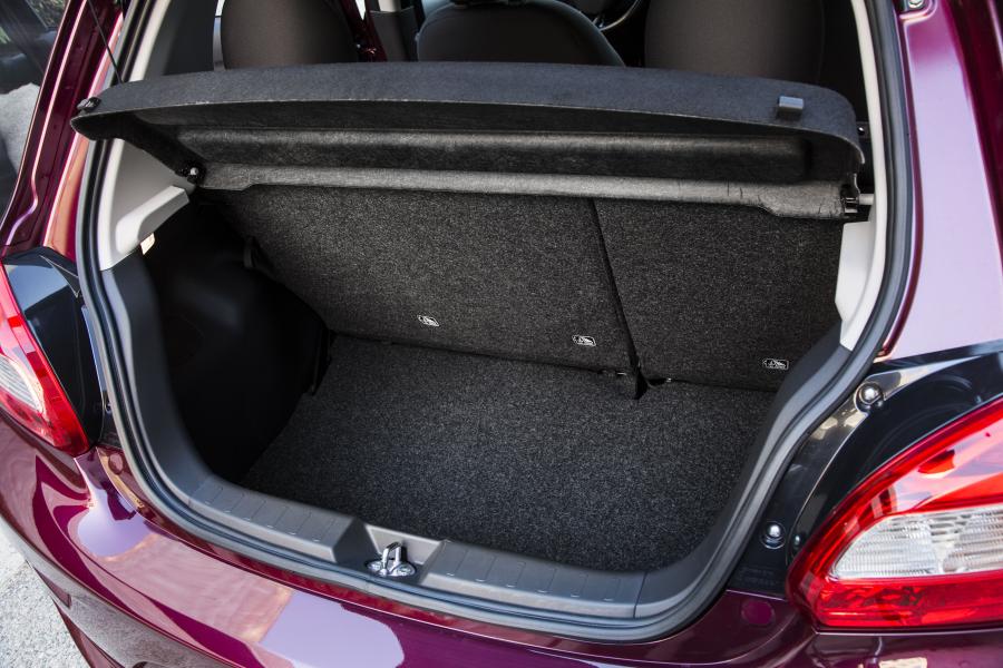 Багажник Mitsubishi Mirage GT 2016 года  (NA) (фото 28 из 29)